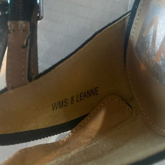 Women’s Dolce Vita Leanne black strappy  platform heels size 8 - Picture 5 of 5